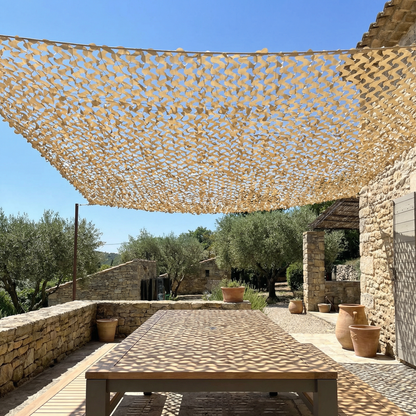 Filet de camouflage renforcé sable pour terrasse et pergola - Ambiance méditerranéenne